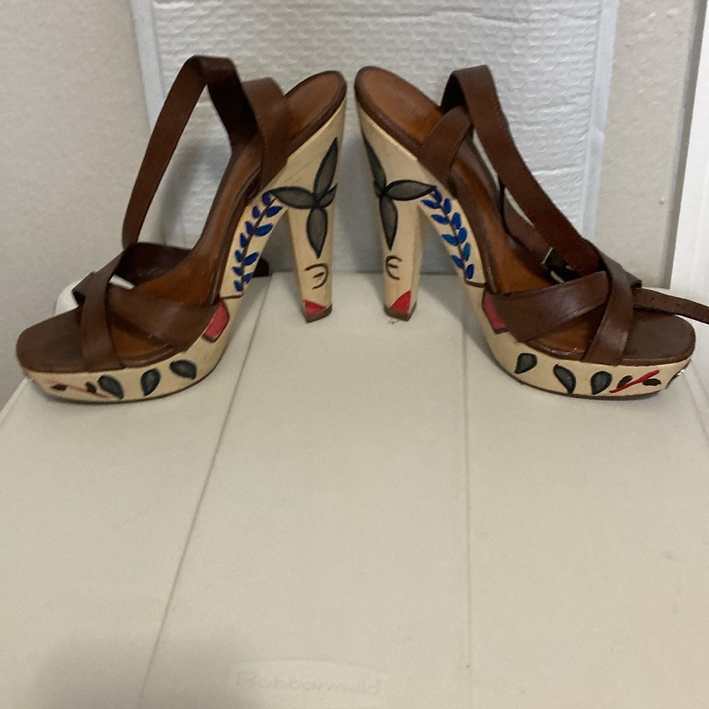 Brand-Aldo size-38 color--brown hand made in Brazil.